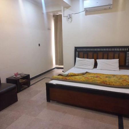 Hotel Tulip Inn Rawalpindi Bagian luar foto